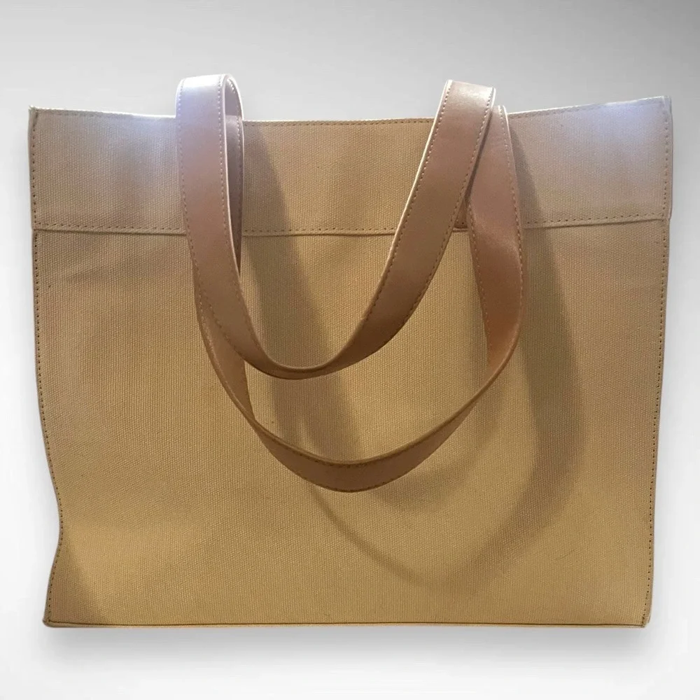 ARBONNE Beige Canvas Tote Bag With Snap Closure Like New Condition